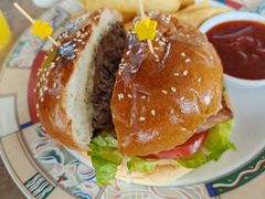 -亚龙湾喜来登·美景台大堂吧