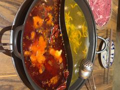 -旧街市鲜货老火锅(大光路店)