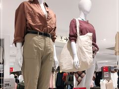 -优衣库(广州天河领展广场店)