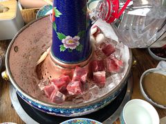 -毛辣果·贵州红酸汤牛肉火锅(西单店)