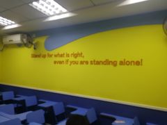 -LILY英语思维馆(玉泉路店)