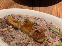 -玛格萝妮(汇智国际商业中心店)