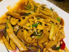 肉丝炒笋片-旺达·福州菜(正大广场店)