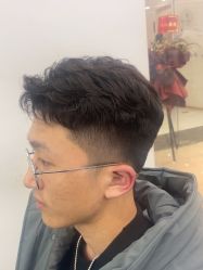 -藤野造型烫染·漂发