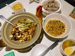 -绿草地·湘菜(7mall店)