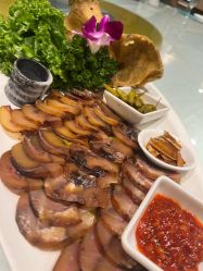 -鑫淼餐饮娱乐中心(江东街店)