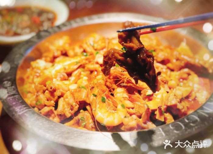 胖哥俩肉蟹煲(悦荟广场店)牛蛙煲图片
