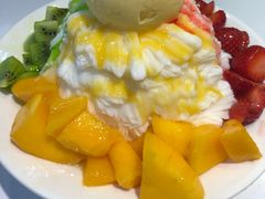 综合鲜果雪花冰-西门町芒果冰