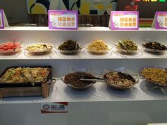 自助取餐区-梦航彩虹之约自助餐厅(华府天地店)