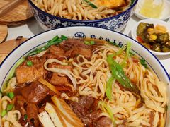 -镇南锅盖面馆(解放路店)