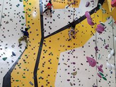 -问山MountQuest攀岩馆