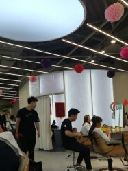 -PE SALON 