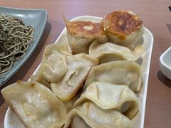 -韩海丽特色美食(秀州路店)