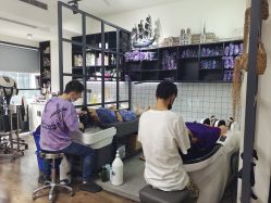 点击看大图 -CE·专业蛋白•羽毛接发·潮色烫染品牌店