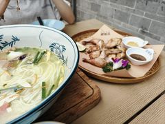 -芸南道·过桥米线(昆明老街旗舰店)