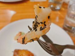 鲜虾牛油果沙拉-五棵松火鬼披萨
