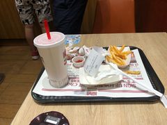 -The Habit Burger Grill 哈比特汉堡(爱琴海店)
