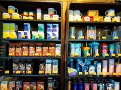 零售区-星巴克臻选(深圳皇庭广场分店)