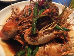 油爆大虾-上名堂·鱼头好吃(体育场路店)