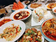 -巴特餐饮6加1音乐餐吧·新疆菜