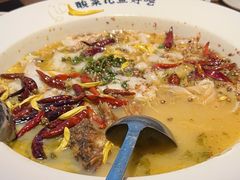 -太二酸菜鱼(武汉光谷保利店)