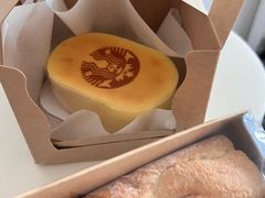-星巴克臻选(呼和浩特维多利摩尔城店)