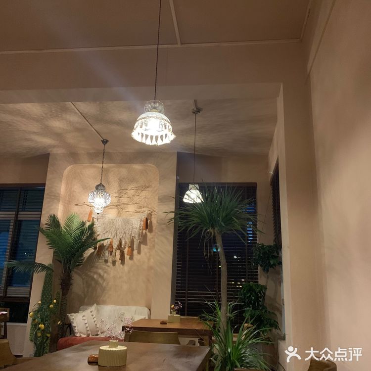 适合喜欢安静的朋友去吃的甜品🍮店