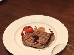 -恰餐厅及酒吧 CHAR Bar & Grill (北京丽都皇冠假日店)