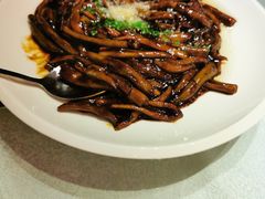 响油鳝丝-逸林轩中餐厅(中信泰富朱家角锦江酒店)