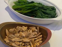 -桂满陇·江南餐厅·蟹黄小笼(清河万象店)
