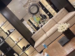 -CHANEL(恒隆广场店)