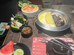 -一绪に和牛寿喜烧(罗湖益田假日店)