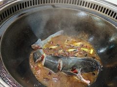 -哈尔滨烧烤·山河村铁锅炖(交大店)