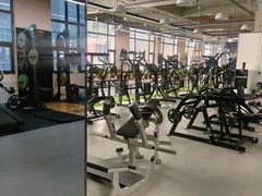 -岩顶健身(玄武店)