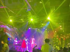-喜鹊音乐酒馆(西街店)