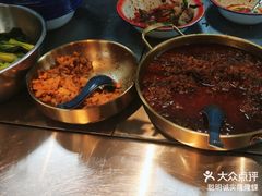 -方铲铲·成都板凳面(滨江银泰店)