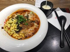-哇蛙牛功夫面渝都料理(龙阳广场店)