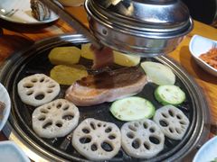 -唯成•韩国炭火烤肉 유성고기