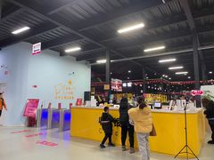-嘿哟动霸CHUA·新潮玩运动娱乐中心·蹦床滑冰团建乐园