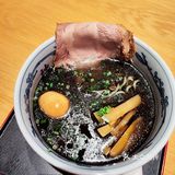 #传说中的黑蒜拉面