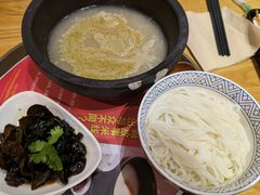 -妈妈故事米线(市府恒隆店)