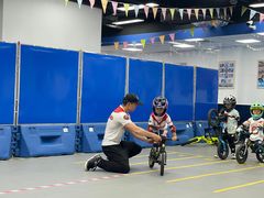 -八爪矩阵极限运动馆·儿童平衡车·感统训练(南海子公园校区)
