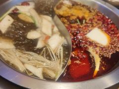 -沸炉重庆老火锅(军事博物馆店)