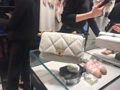 -CHANEL(恒隆广场店)