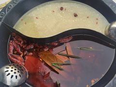 松茸菌汤鸳鸯锅-味流印市井火锅