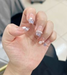 -尤米一站式美甲美睫