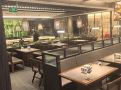 -山涧肴·湘味家肴(松岗满纷天地店)