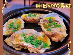 -鸣记脆皮烤鱼·海鲜烤鱼(三八广场店)