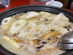 -菌之家·专业纯野生菌火锅·特色炒菌