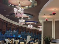 -荣誉国际酒店-云顶旋转餐厅